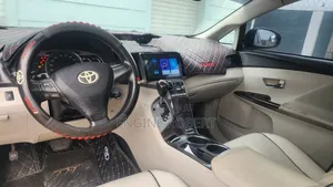 Toyota Avanza 2010 Gray