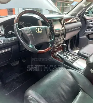 Lexus LX 570 2011 Black