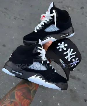 High Quality Latest Design Air Jordan Unisex Sneakers