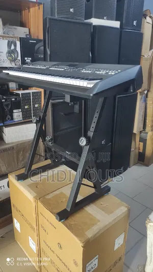 Alpha Keyboard Stand