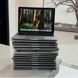 Laptop Apple MacBook Pro 2021 M1 8GB Apple M1 SSD 256GB