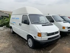 Volkswagen Transporter 2003 White