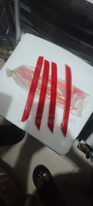 Rear Bumper Reflectors - Landcruiser 2023/25 Models