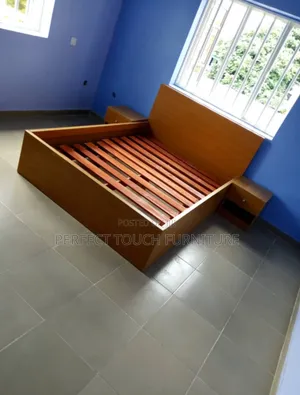 41⁄2by6feet Bedframe 