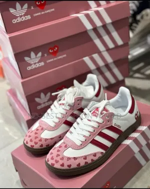 Adidas Quality Sneakers