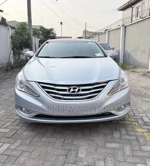 Hyundai Sonata Limited Sedan FWD (2.4L 4cyl 6A) 2012 Blue