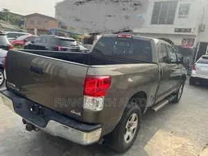 Toyota Tundra 2012 Gray