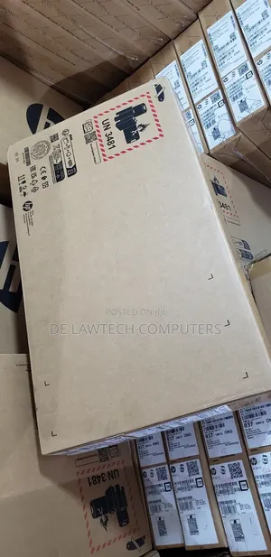New Laptop HP ProBook 440 G10 8GB Intel Core Ultra 7 SSD 512GB