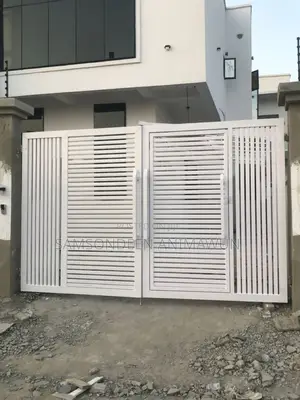 Heavy Duty Driveway Iron Gates