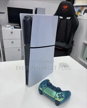Used Ps5 Slim With 1 Pad and 12games