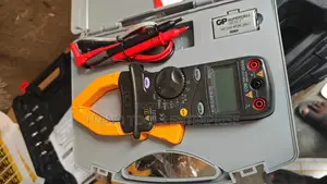 2101 Clampmeter