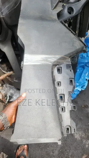 Highlander 2020 Set Gear Plastic Cover