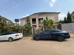 7bdrm Mansion in Jabi for sale