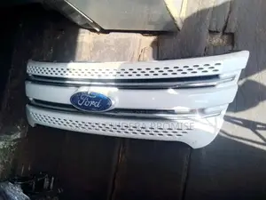 2011-2012-2013 Ford Explorer Front Girlle