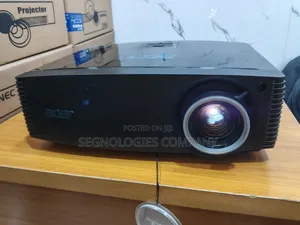 Acer P7500 4000 Lumens Dlp Projector