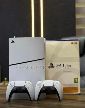 A Week Used Ps5 Slim With 2pads and 12games
