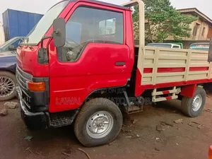 Nigeria Used Toyota Dyna 150 Petrol Engine 1999 Old Model