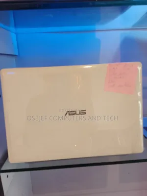 Laptop Asus 4GB HDD+SSD 256GB