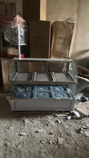 6plates Curved Glass Food Display Warmer