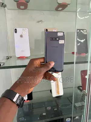 Samsung Galaxy S10e 128 GB Black
