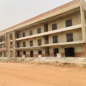 Market. Shop for Sale Newly Built.