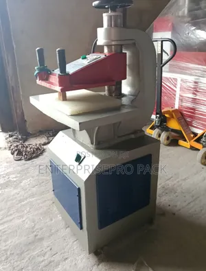 For Sale: 10-Ton Industrial Hydraulic Nylon Punching Machine