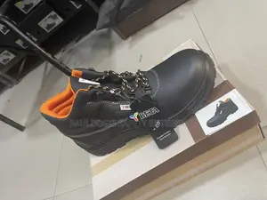 Beta Safety Boot