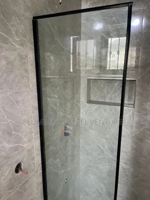 Shower Cubicle Fix With 10mm Thickness CNG Product