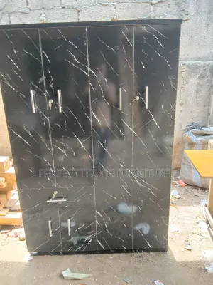 4feet by 6feet Wardrobe