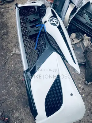 Complete Front Bumper Toyota Camry 2017/2019