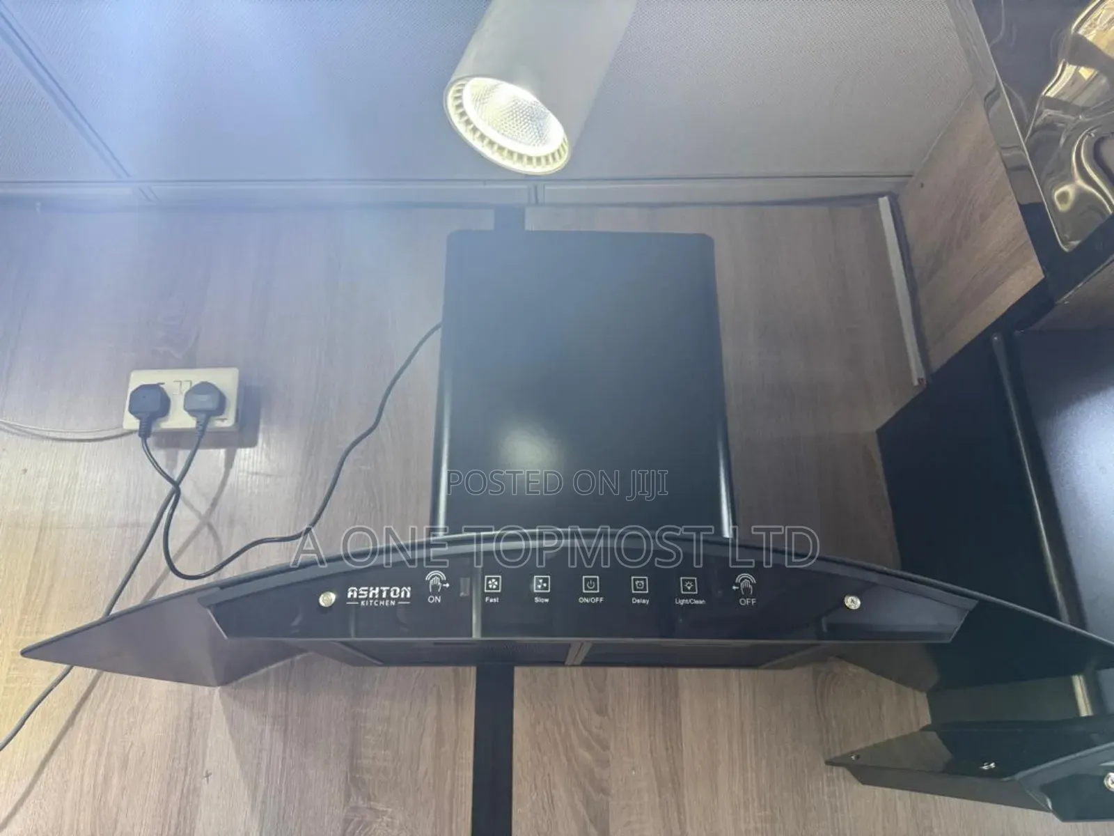 Range Hood 90cm (Touch Screen)