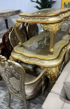 Royal Dining Set by 6seaters and Center Table With 2 Side Stools