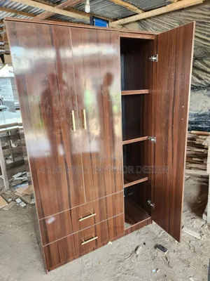 Brown Mazoniar Wardrobe