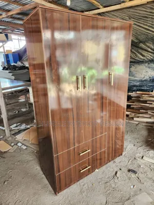 Brown Mazoniar Wardrobe