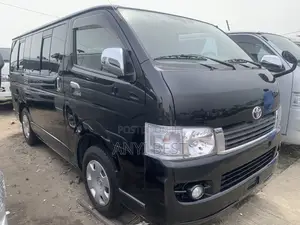 Toyota HiAce 2009 Black