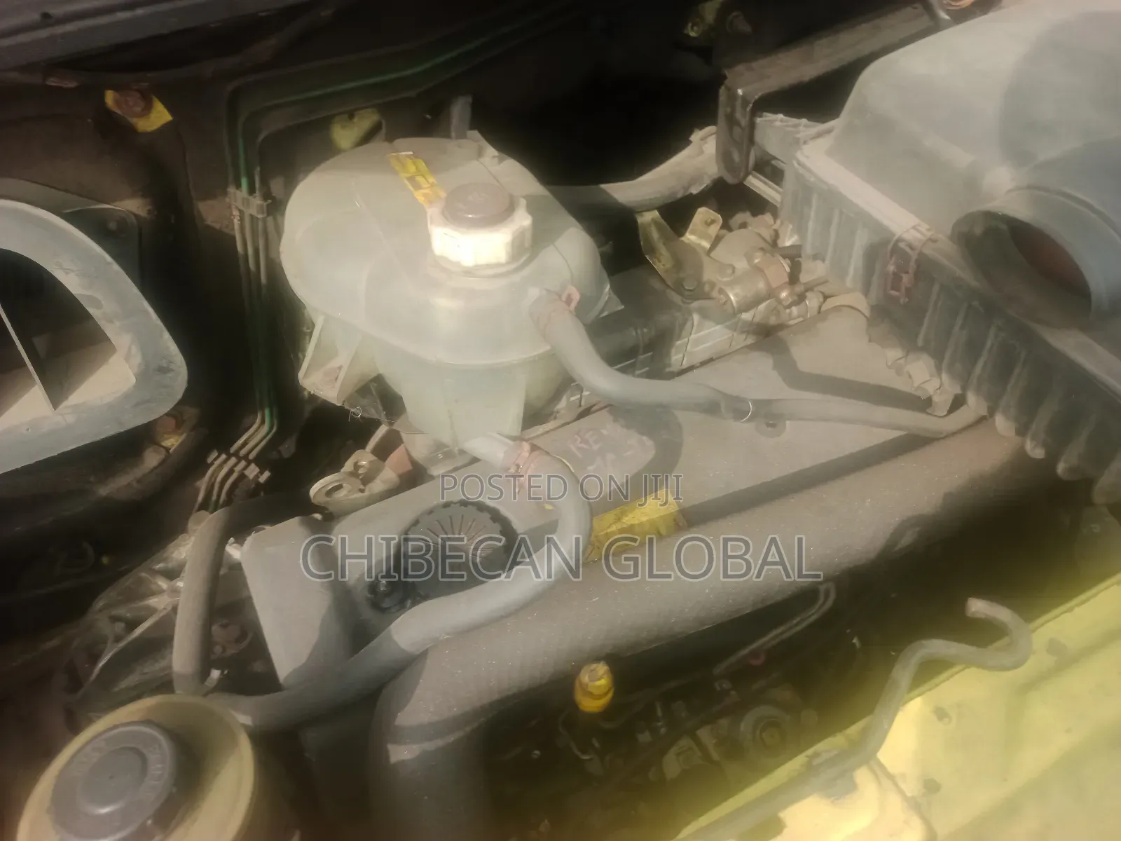 Opel Vivaro 2006 Yellow