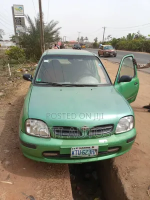 Nissan Micra 2002 Green