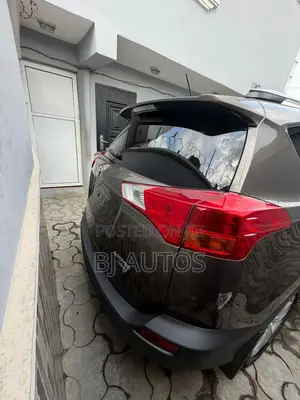 Toyota RAV4 Limited 4dr SUV AWD (2.5L 4cyl 6A) 2015 Beige