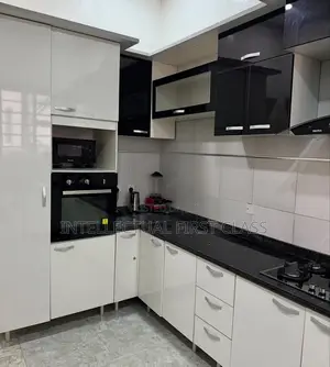 Classic Kitchen Cabinets
