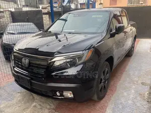 Honda Ridgeline Black Edition AWD Crew Cab 125.2 in. WB 2018 Black