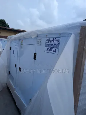 Brand New Perkins Diesel Soundproof Generator Sp200kva 100% Copper Coi