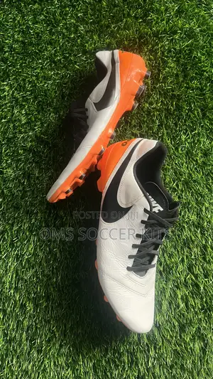 Nike Tiempo Size 45/46