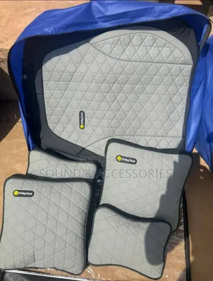Smilling Face Luxury Universal Leather Seatcover for 5 Seater Suv/Car