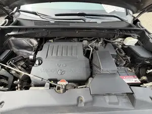 Toyota Highlander XLE V6 4x4 (3.5L 6cyl 6A) 2016 Gray