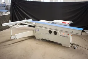 Holztech Ht400 Nova, A Sliding Table Panel Saw Designed