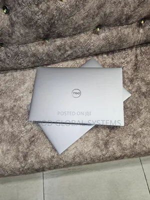 Laptop Dell Precision 5550 32GB Intel Xeon SSD 512GB