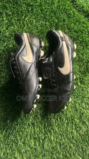 Nike Tiempo Gaucho (Size 49.5)