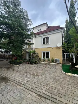 5bdrm Duplex in Brains And Hamers for sale