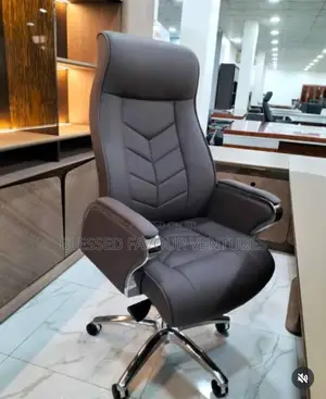 Brand New Imported Executive Office Chair Available to Pick Up
