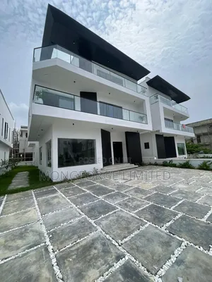 5bdrm Duplex in Ikota for sale